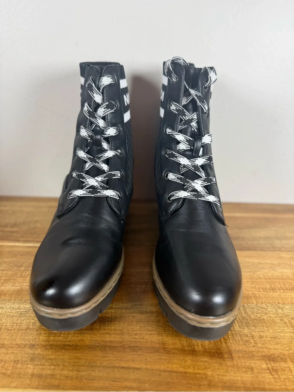 Nautica Black Wedge Ankle Boots with Knit Collar Size 8